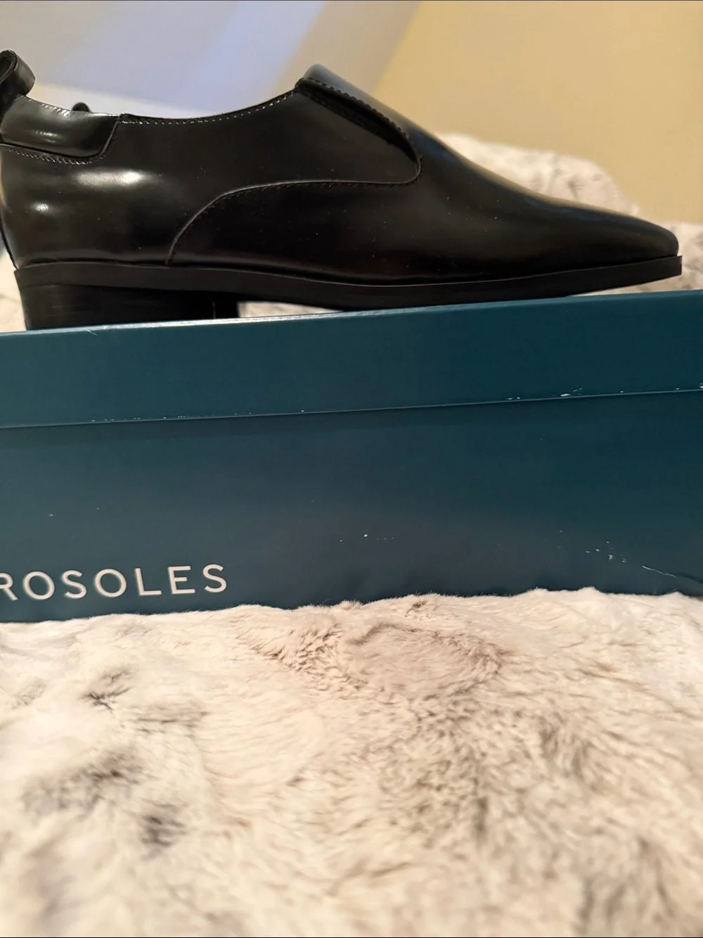 AEROSOLES NIB Black Leather Kids Slip-On Dress Loafers